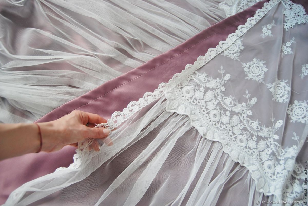 Простыни с кружевами