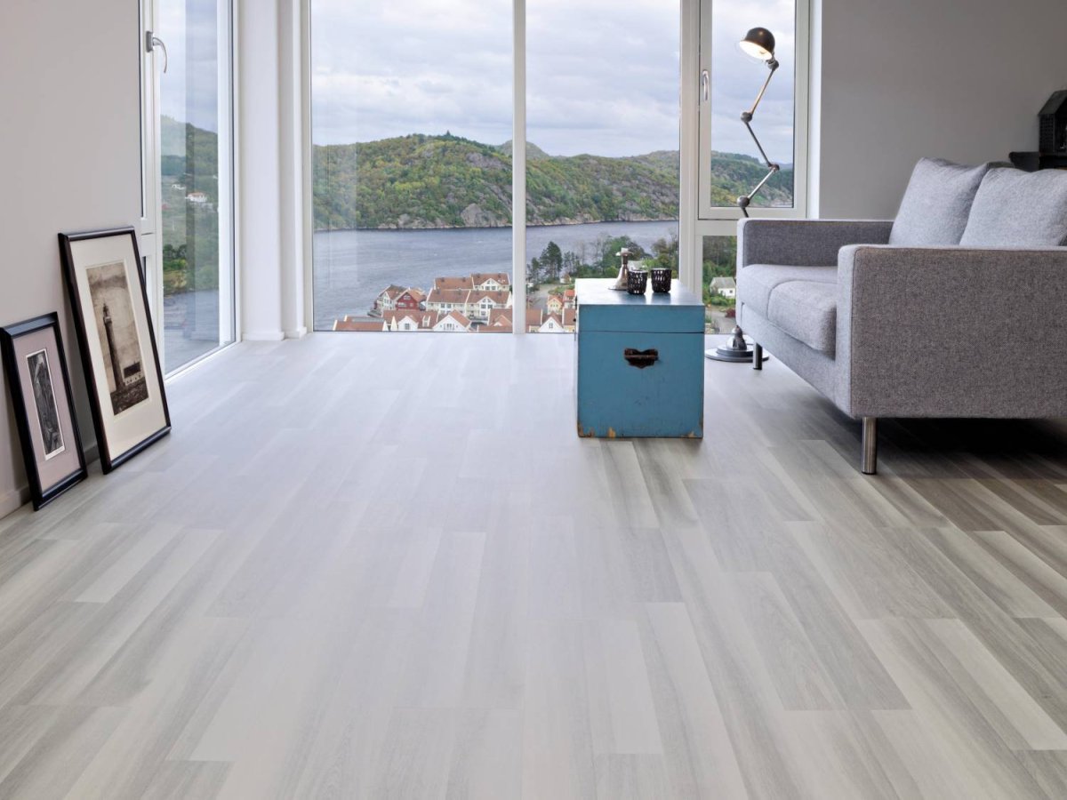 Ламинат цвета капучино в интерьере