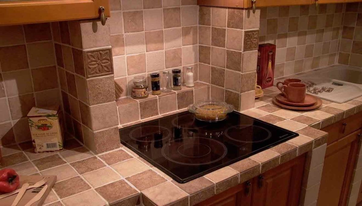 Столешница из плитки