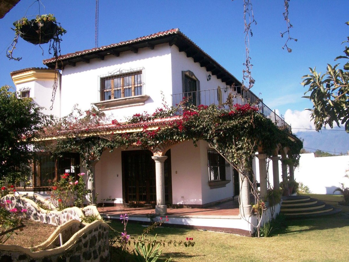 Особняк в испано-мавританском стиле