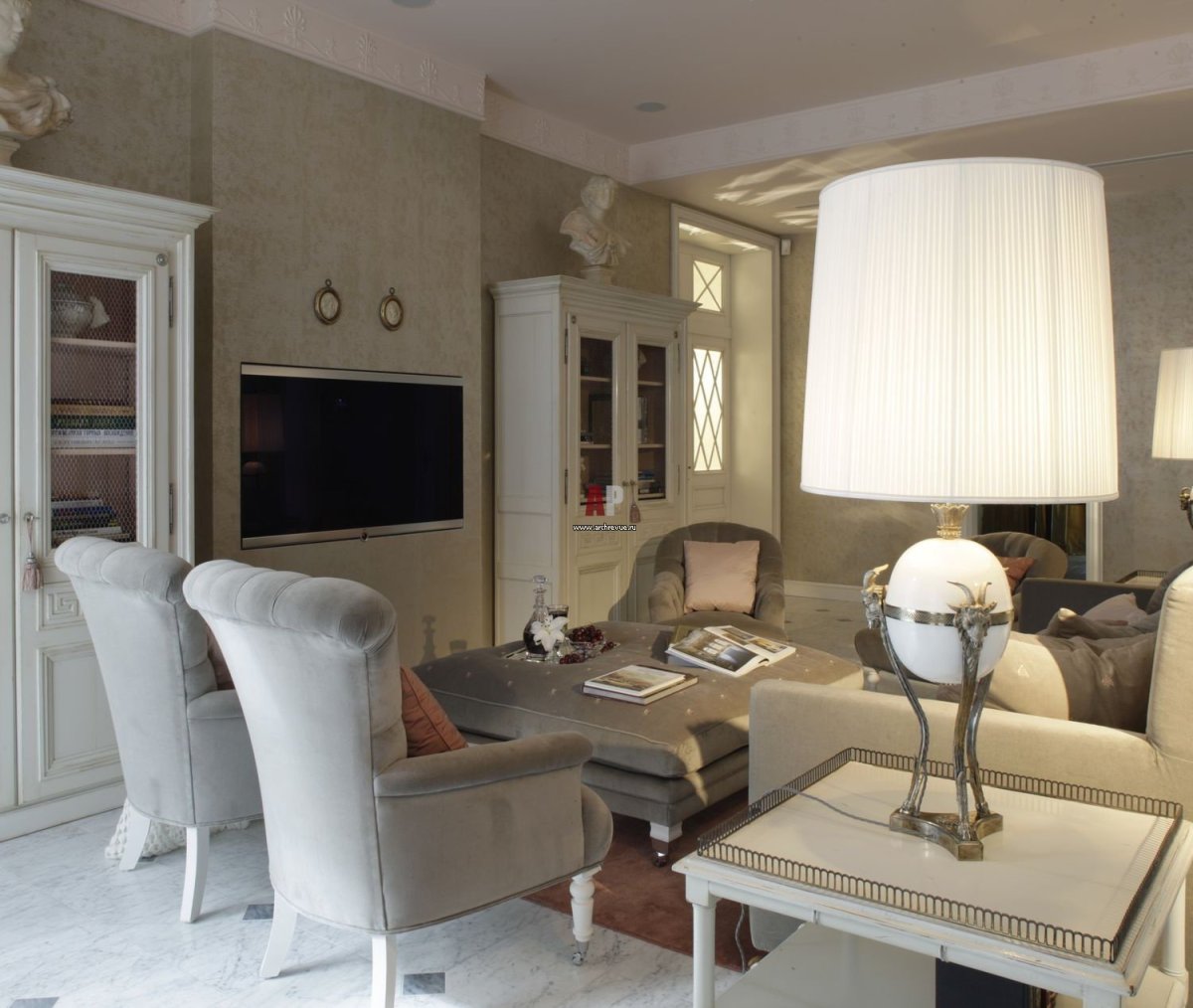 Классический интерьер в сталинке