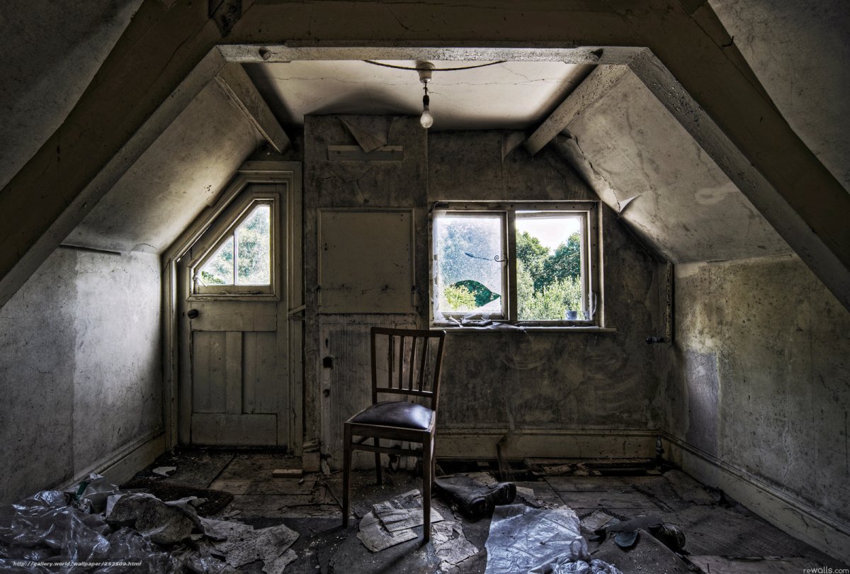 Старый дом внутри