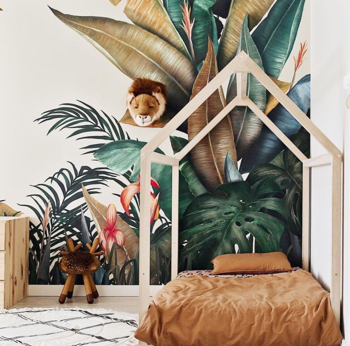 Спальня в тропическом стиле