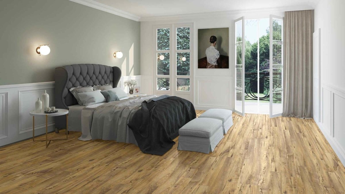 Темный пол светлые стены