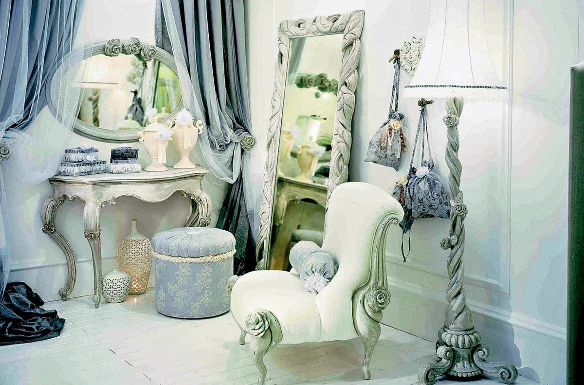 Будуарная комната в современном стиле