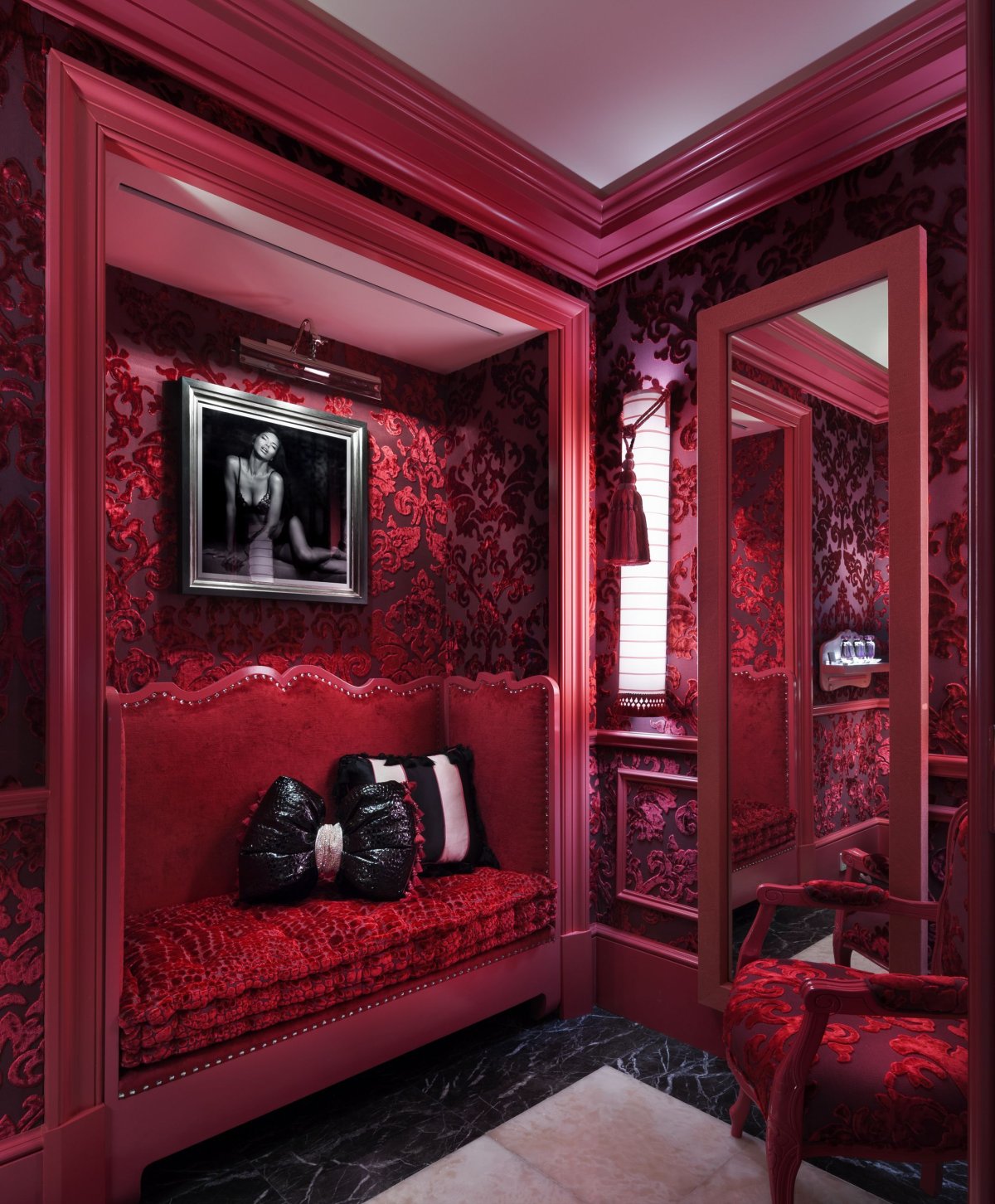 Интерьер Будуара в викторианском стиле