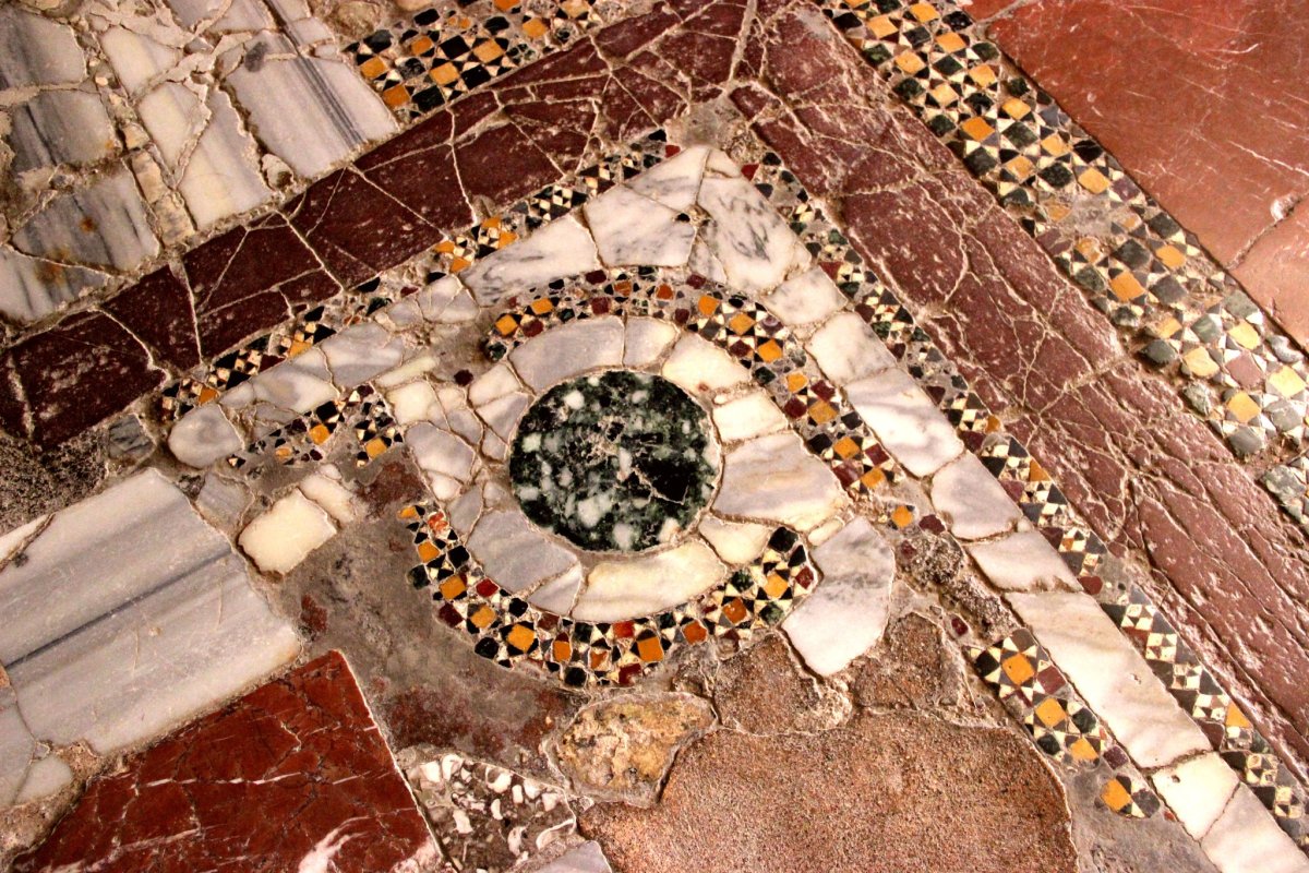 Флорентийская мозаика в храмах