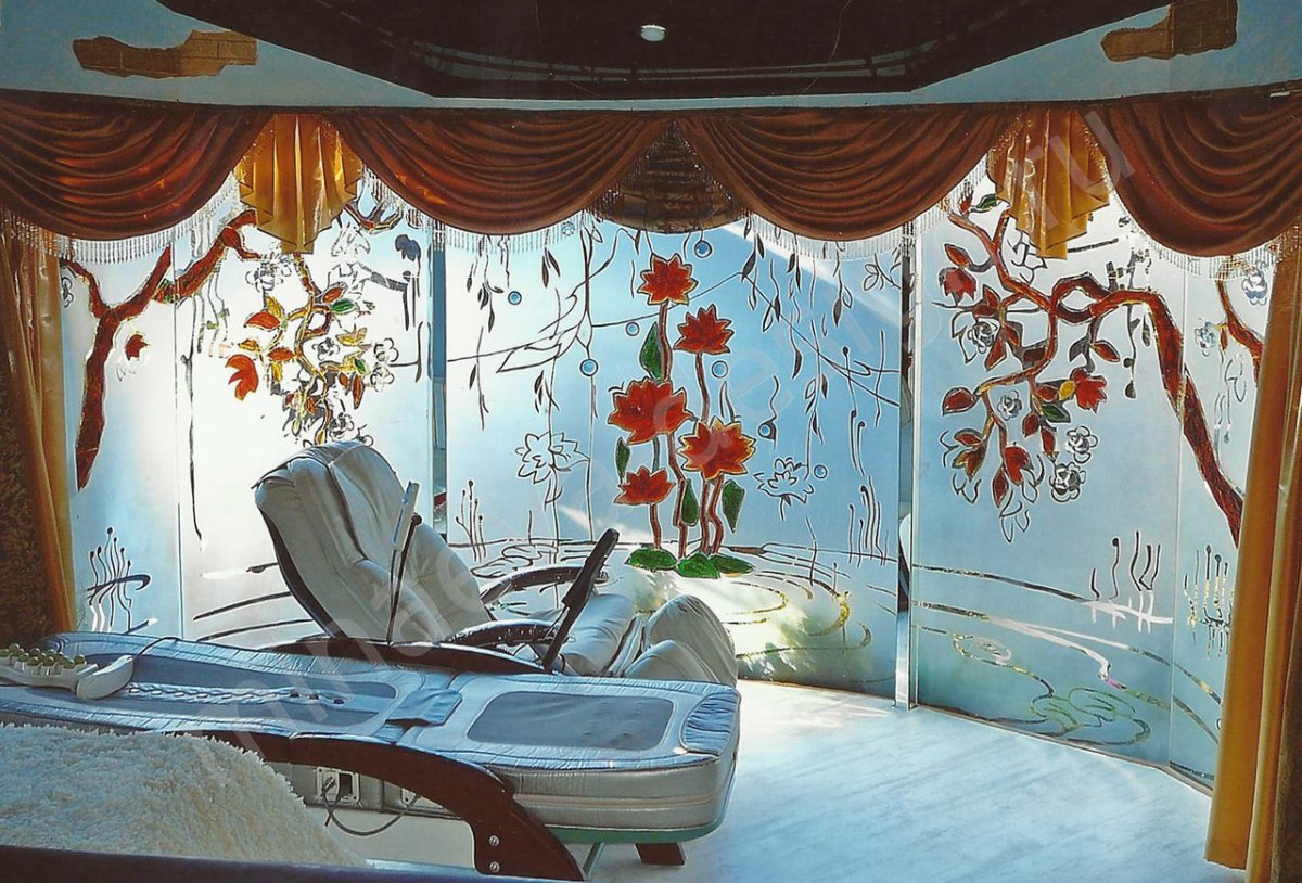 Римские шторы на витраж