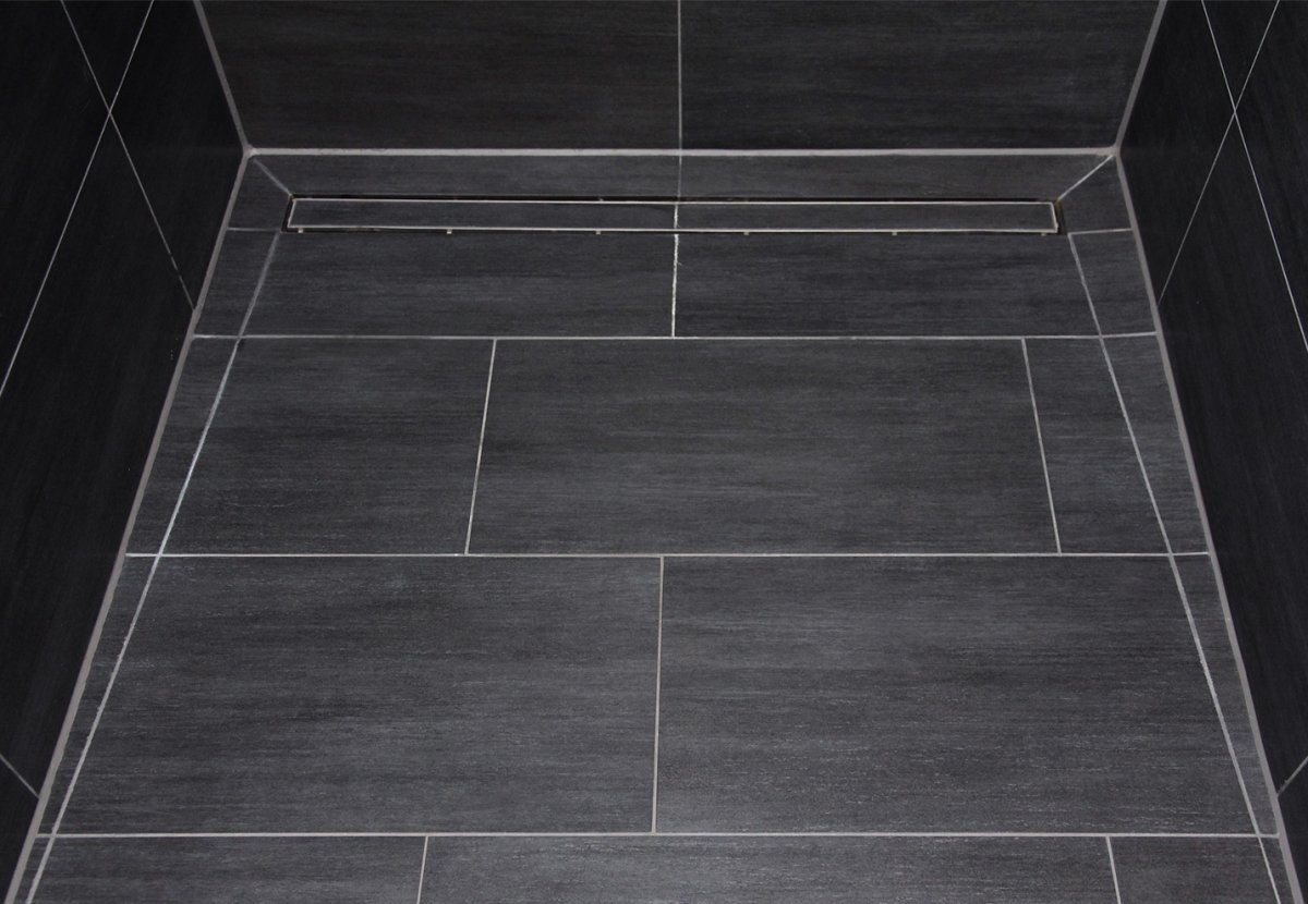 Душевой поддон из плитки разуклонка