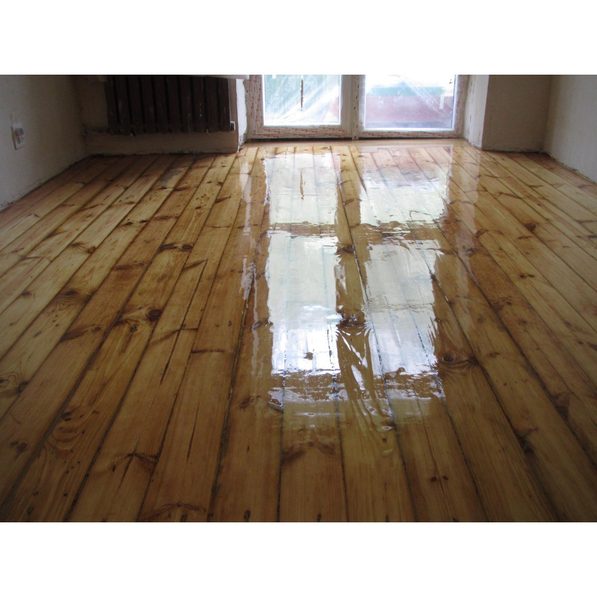 Лакированные деревянные полы