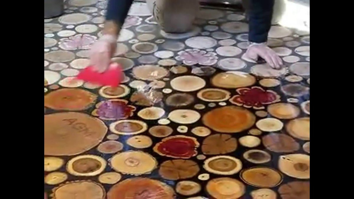 Пол из пеньков