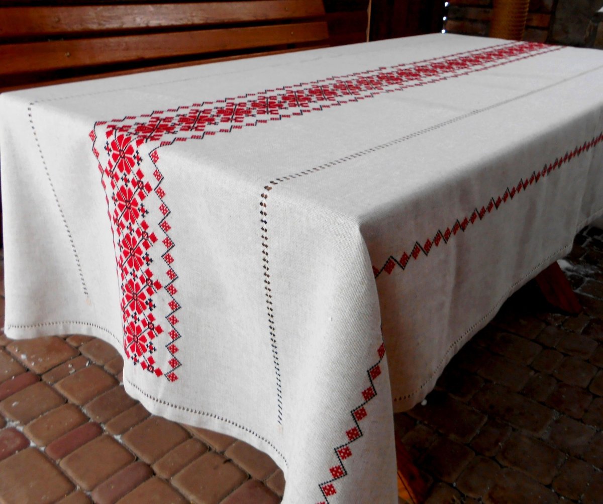 Скатерть 140х220см "Berry re"