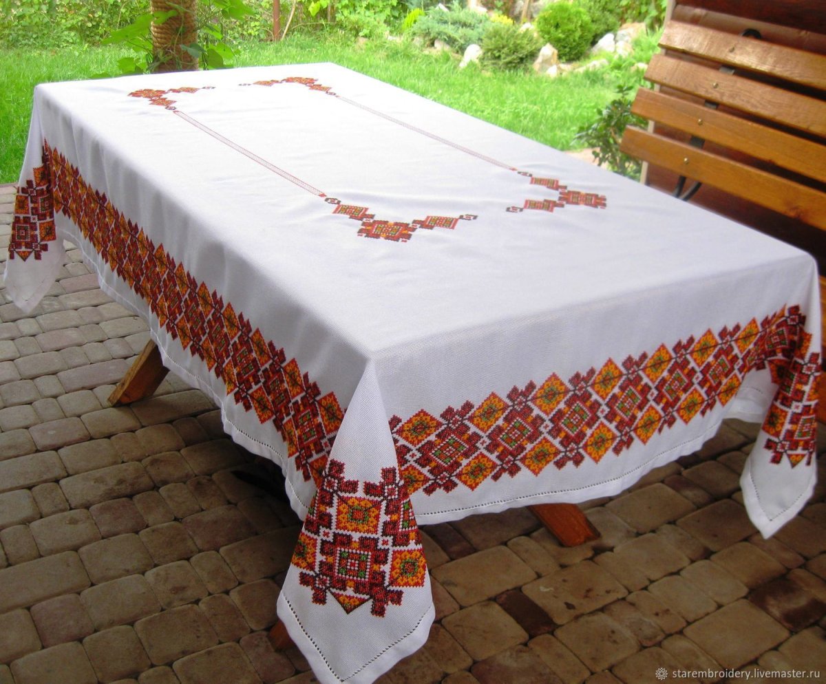 Скатерть с русским орнаментом