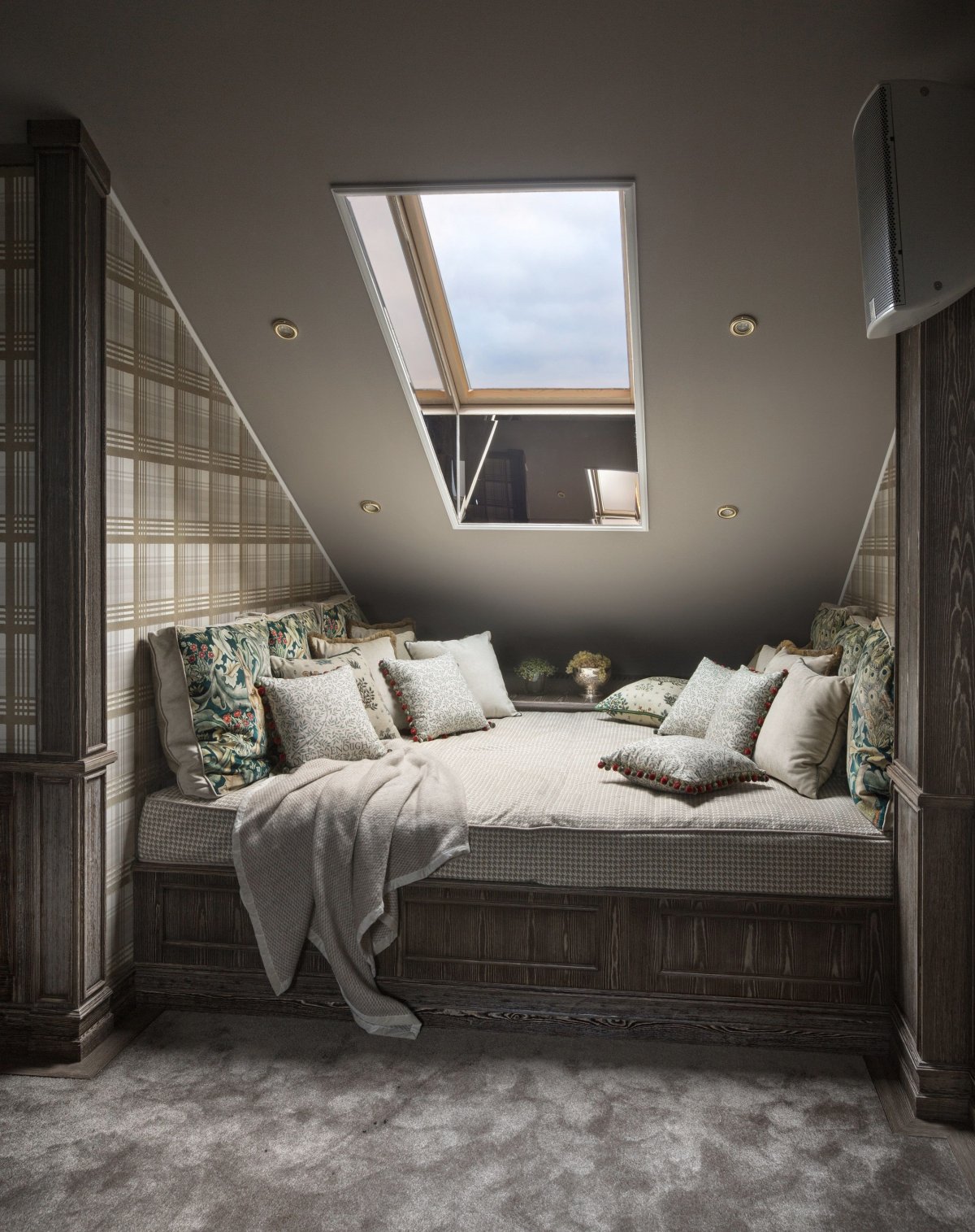 Мансарда в деревянном доме