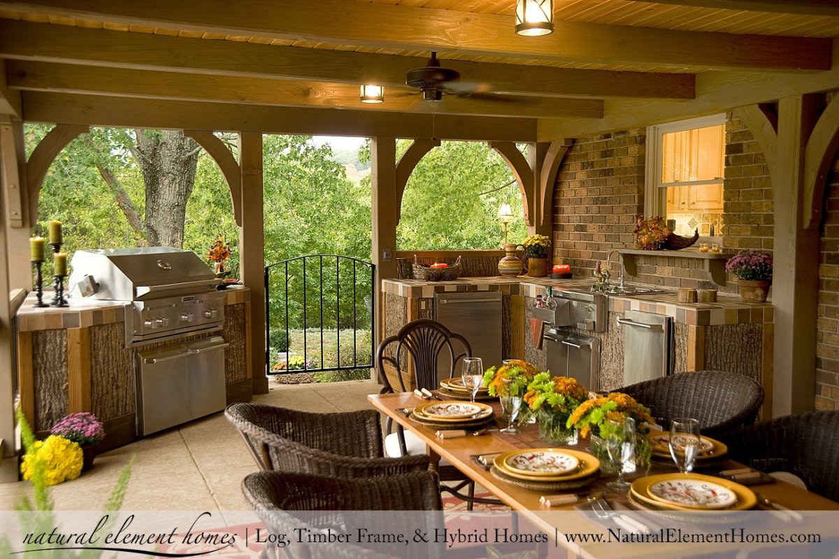 Внутренний интерьер беседки