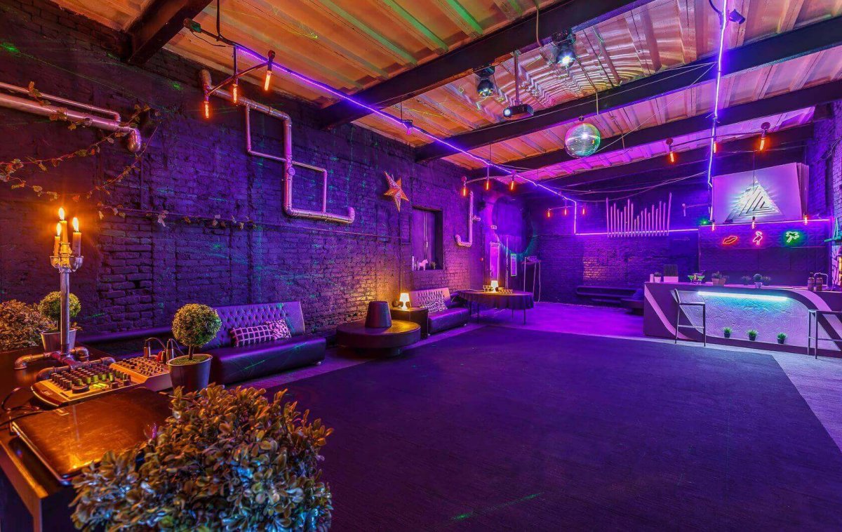 Комната для вечеринок