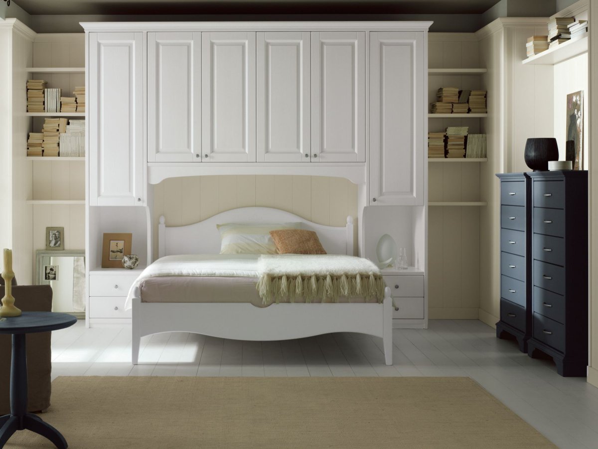 Мебель для спальни с нишей для кровати