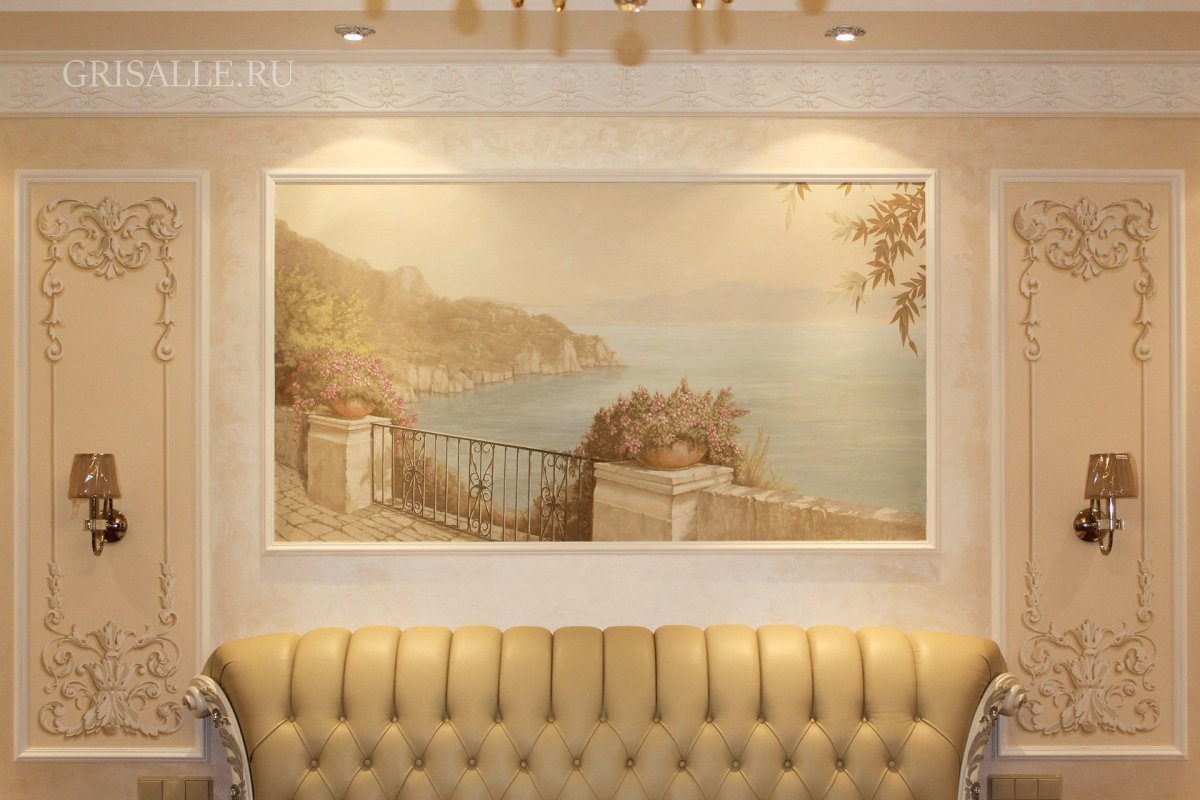 Фрески в гостиной в классическом стиле