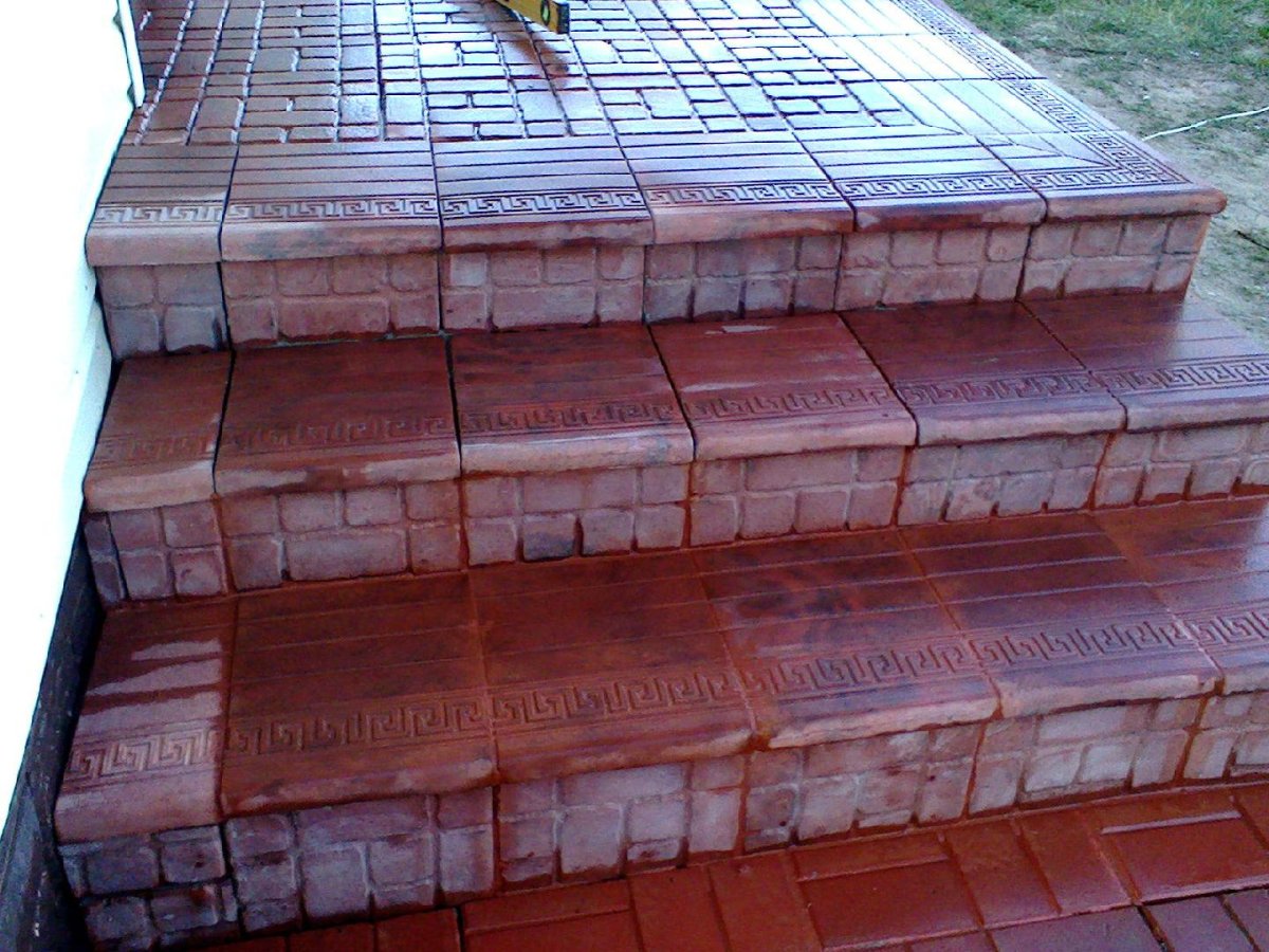 Ступени из ДПК для крыльца