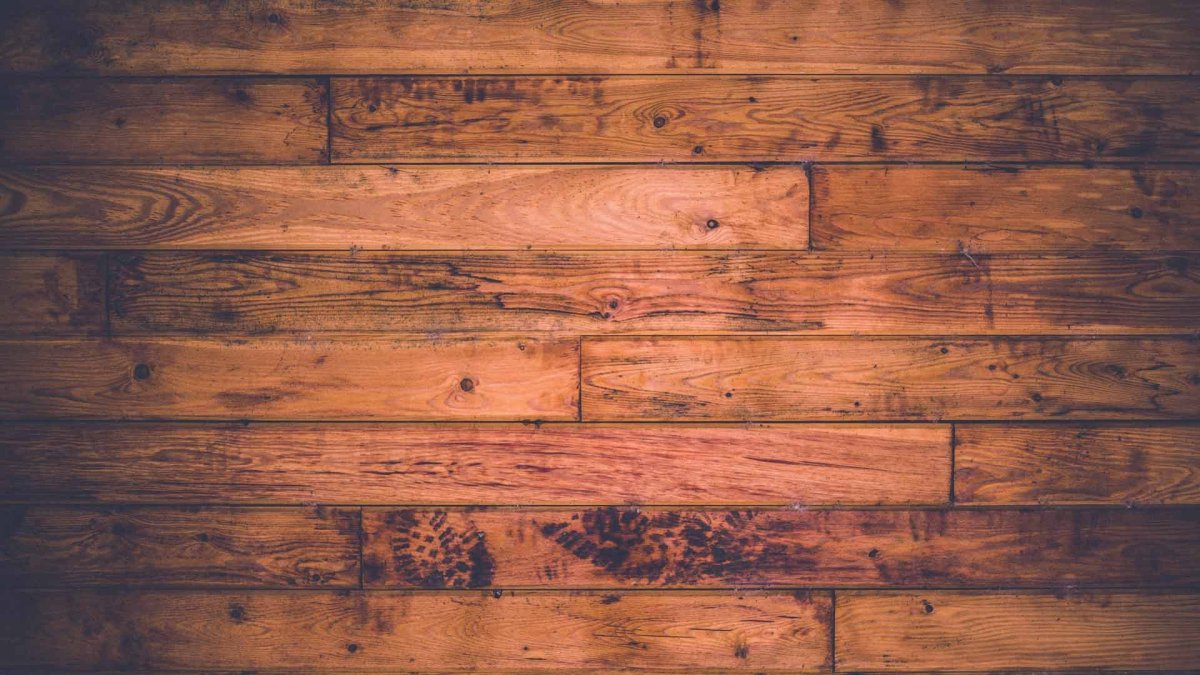 Деревянный пол