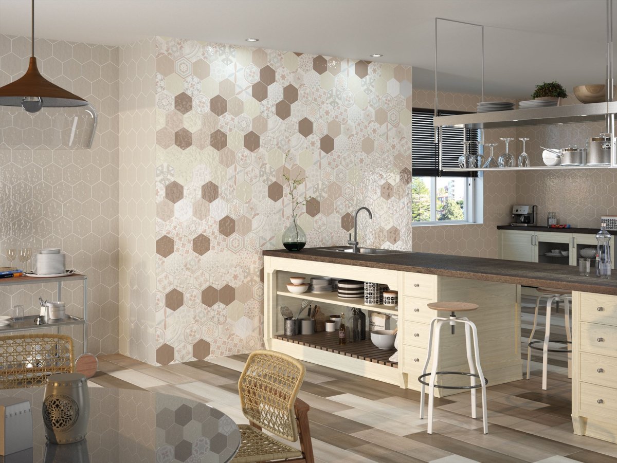 Зеркальная плитка шестигранник на фартук