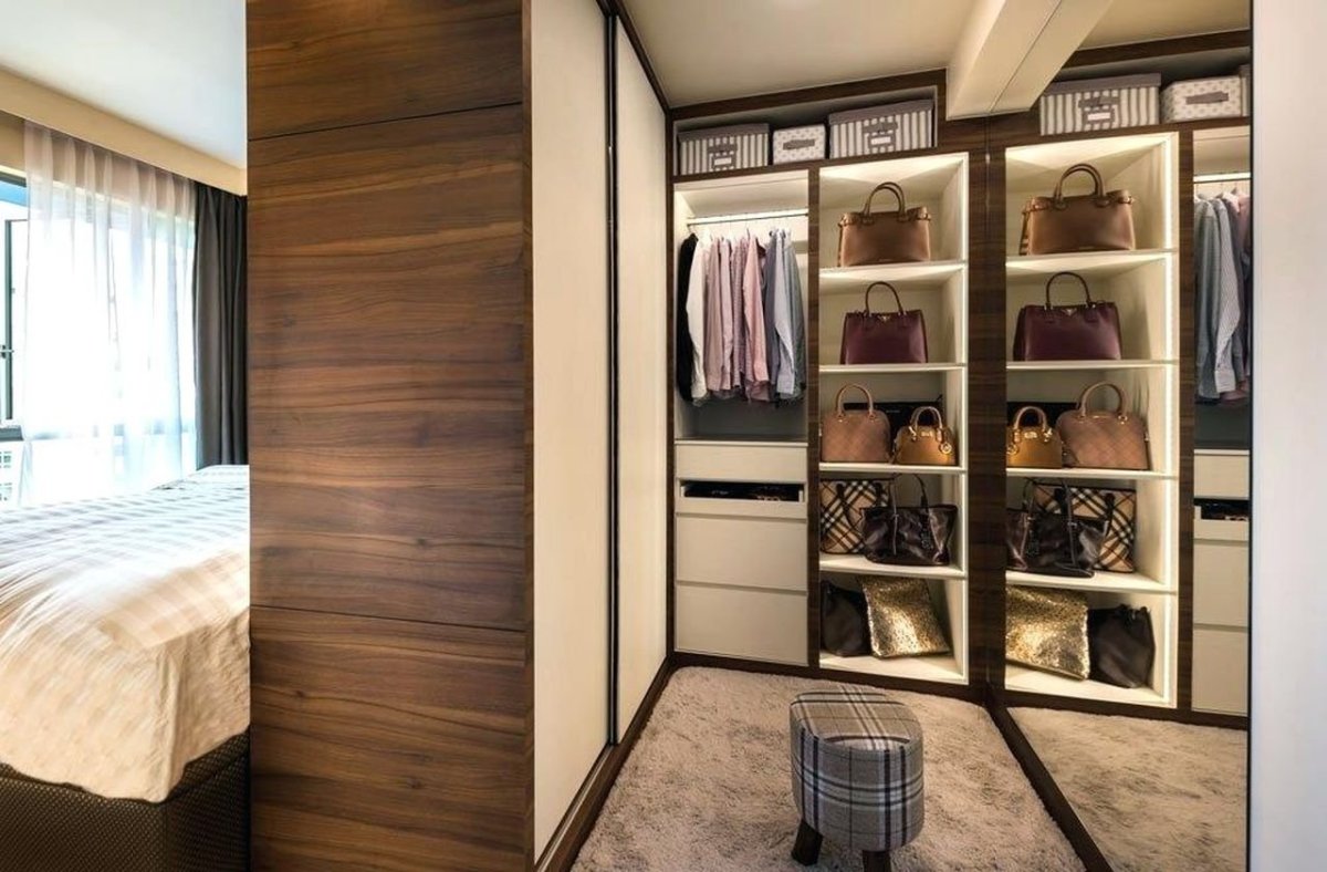 Спальня с гардеробной комнатой