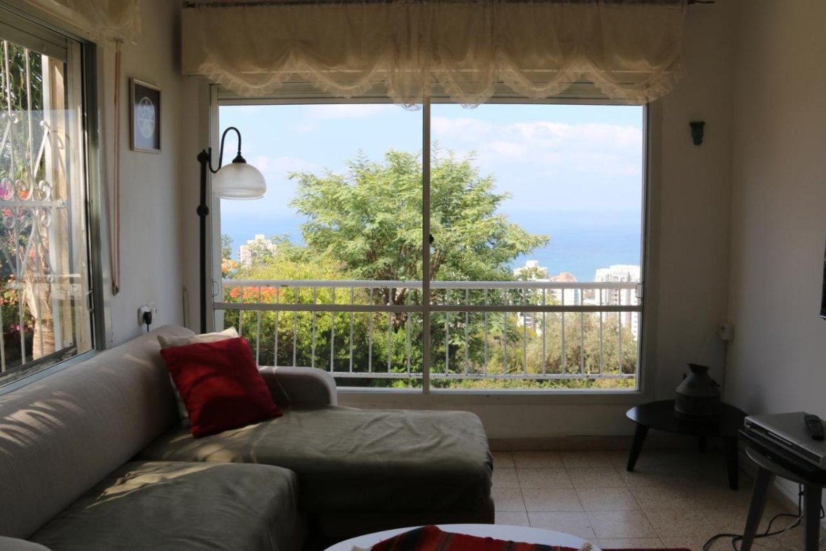 Пентхаус вид на фонтан