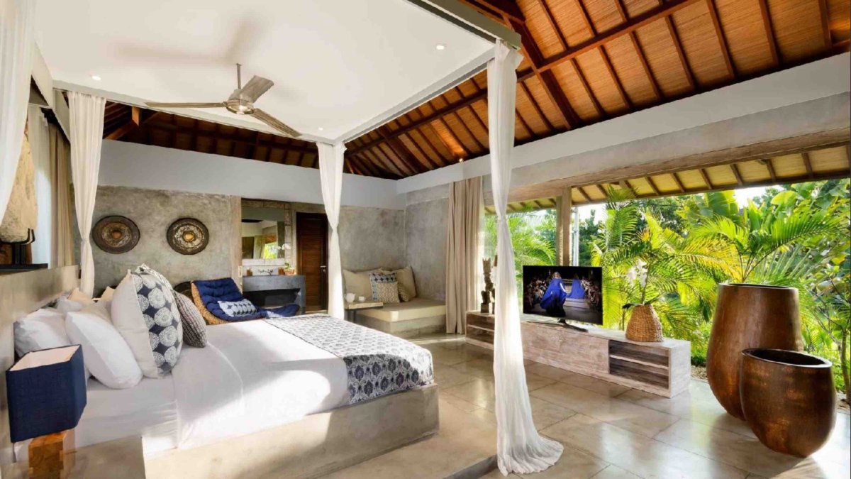 Интерьер балийской виллы