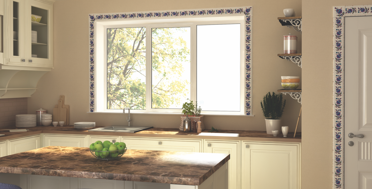 Обрамление окна на кухне