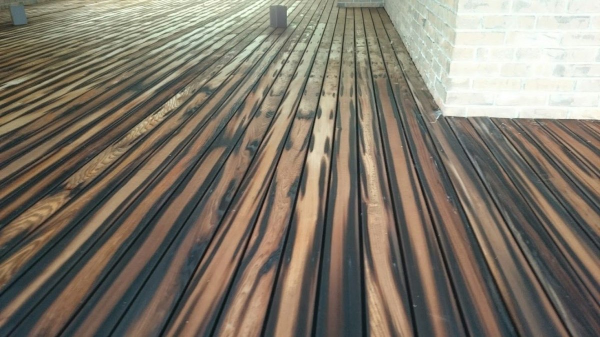 Обожженный деревянный пол