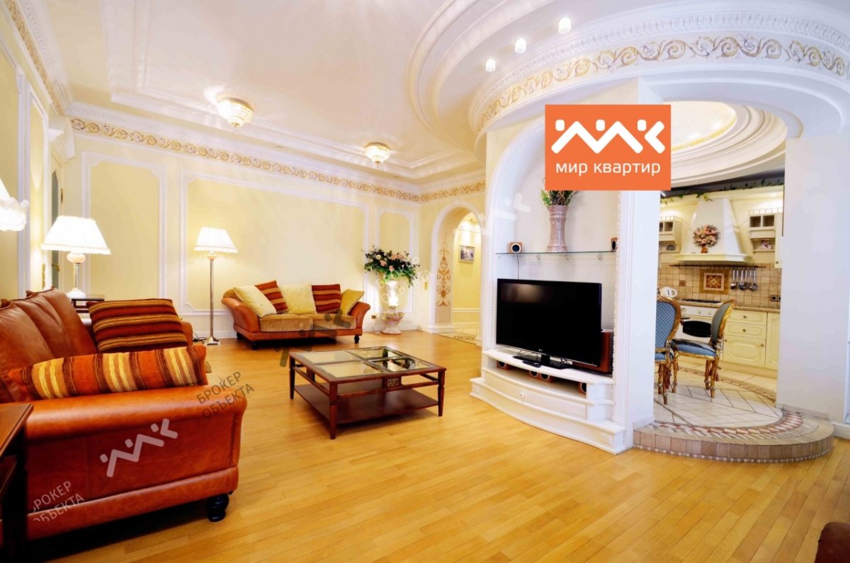 Квартира в центре сталинская