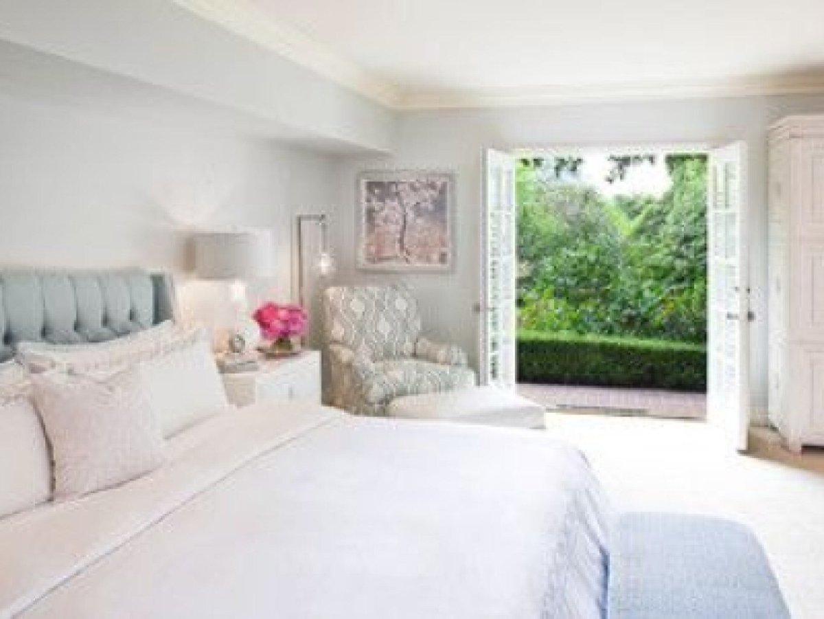 Светлая комната - фото с людьми