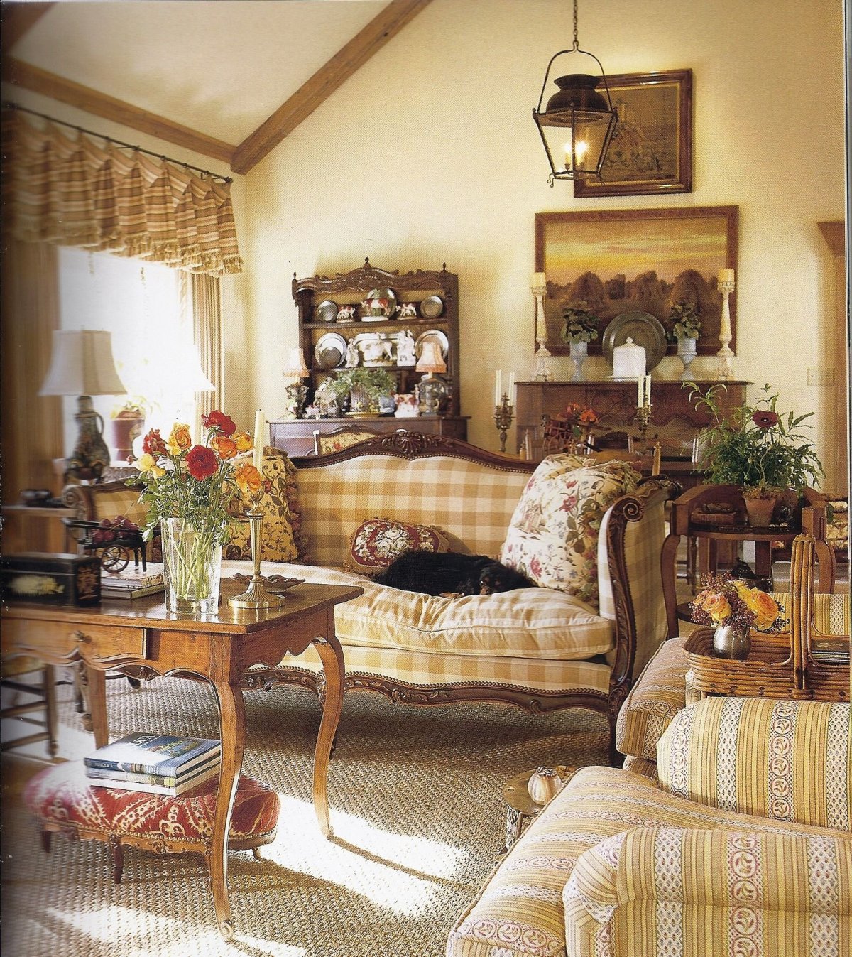 Кухня столовая в деревенском стиле