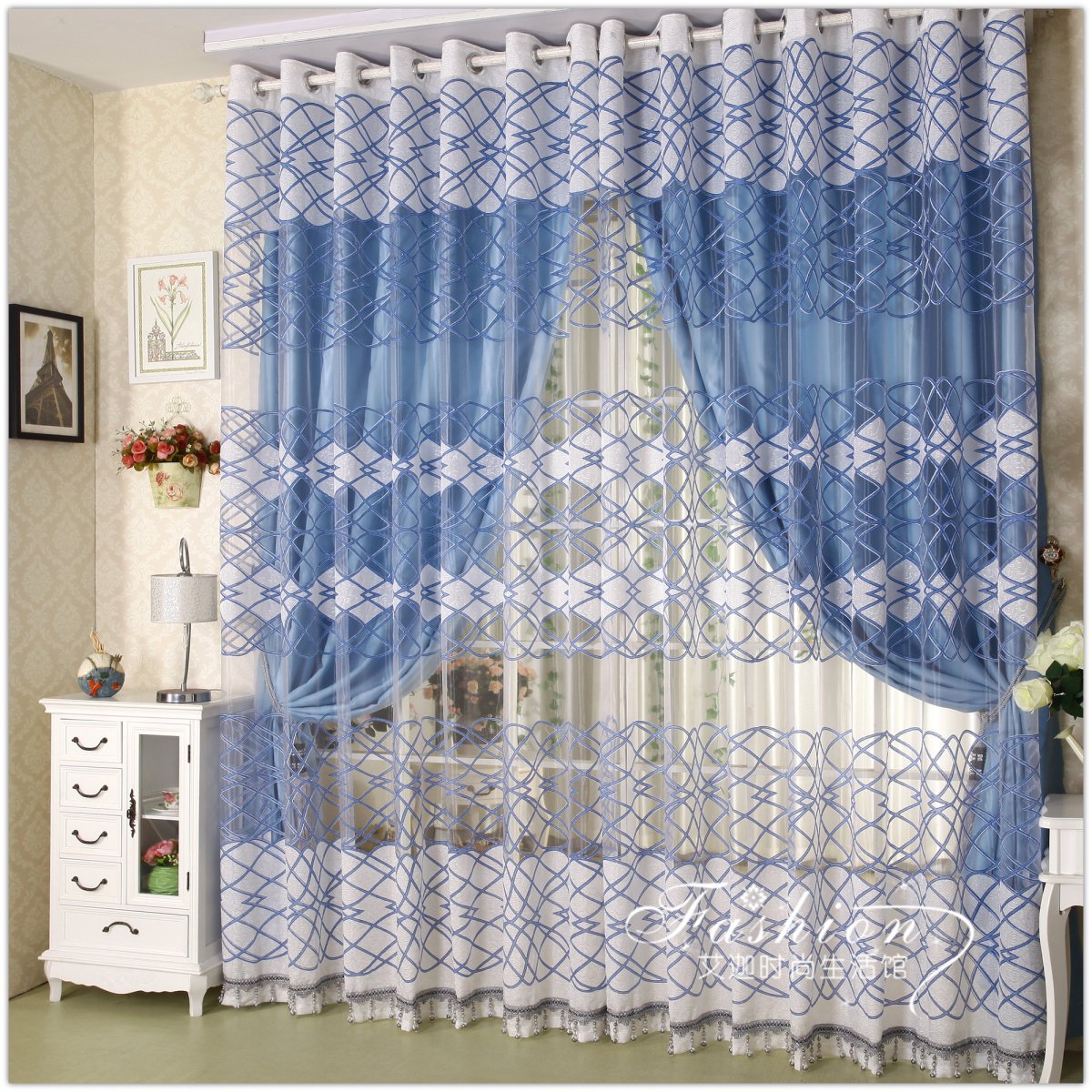 Тюль сверху тюля