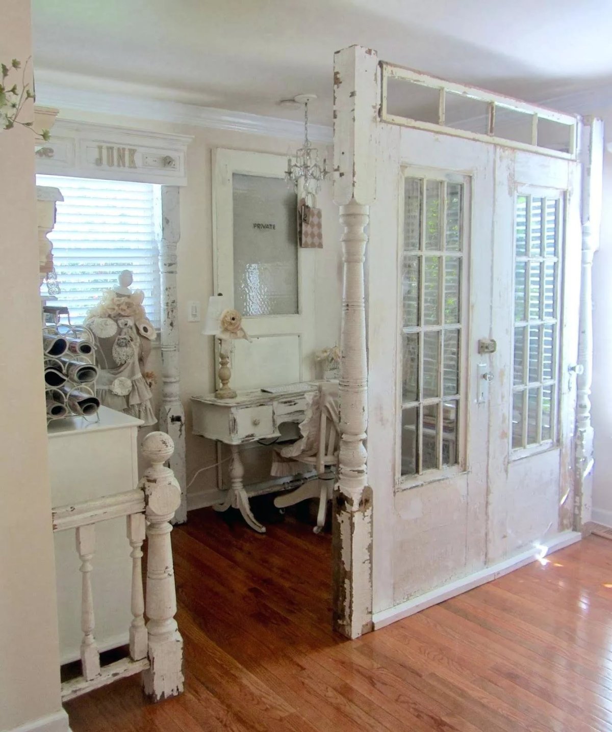 Декор старой двери