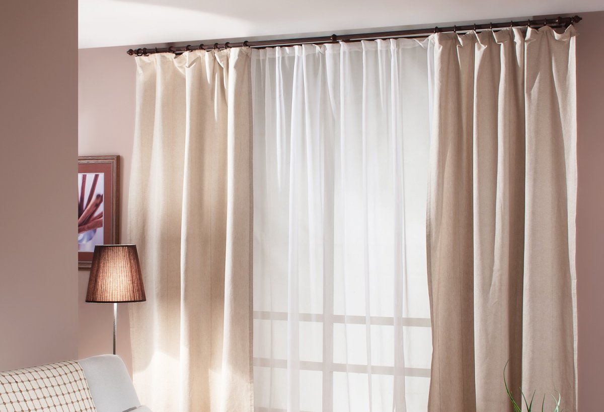 Белые шторы