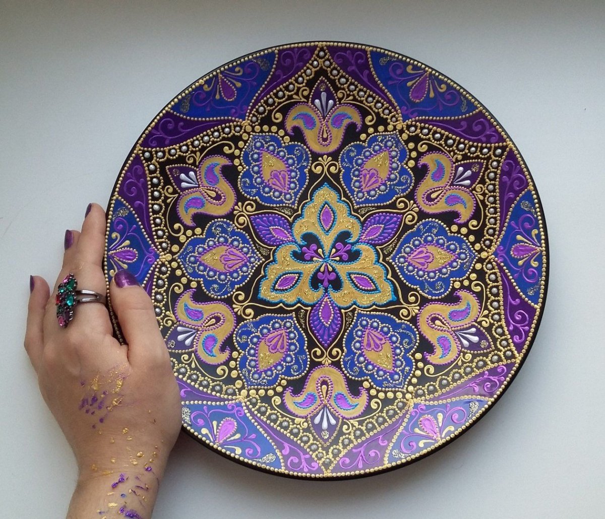 Оль4ка точечная роспись