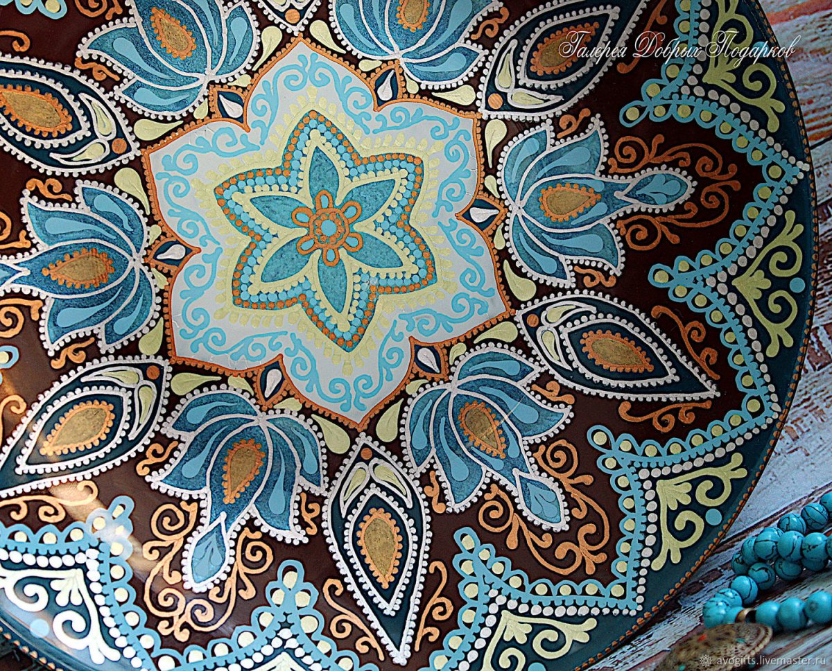 Посуда с восточным орнаментом