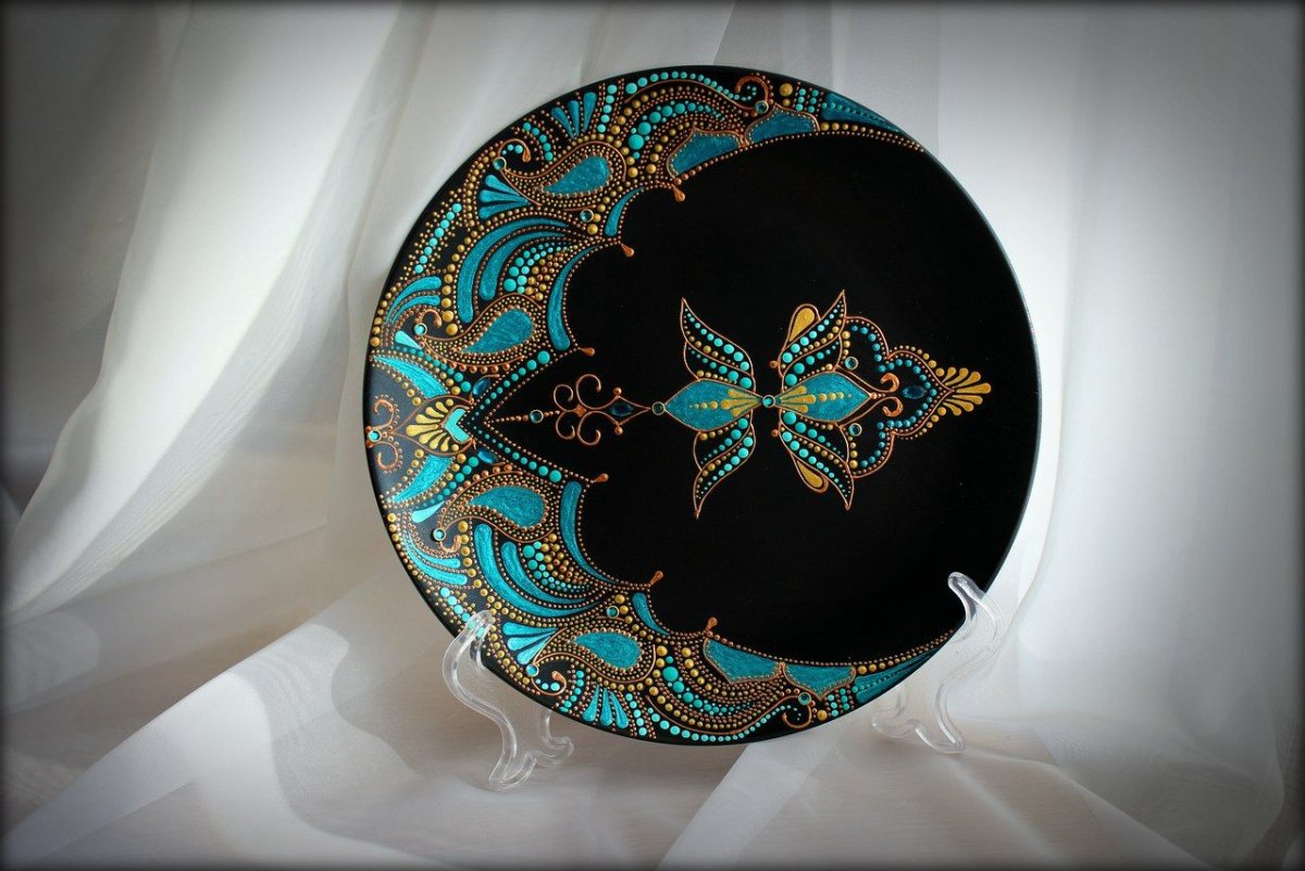 Евгения Ансари точечная роспись