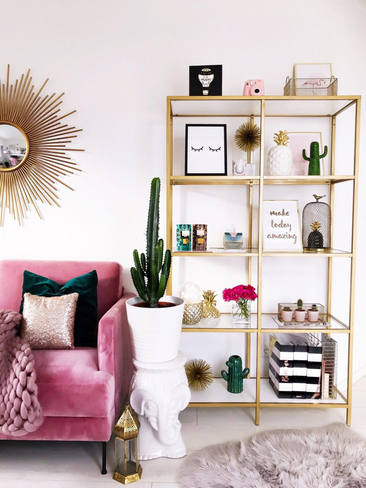 Полочки для декора