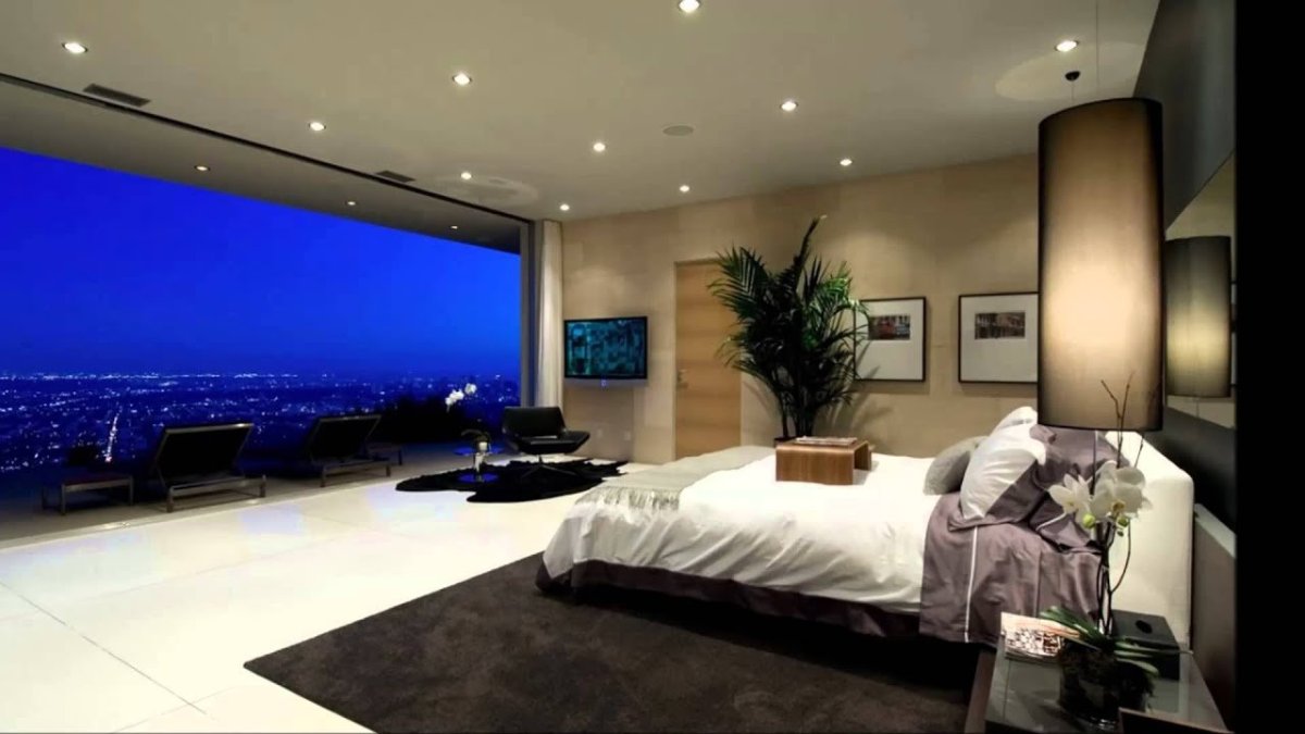 Потолок в спальне