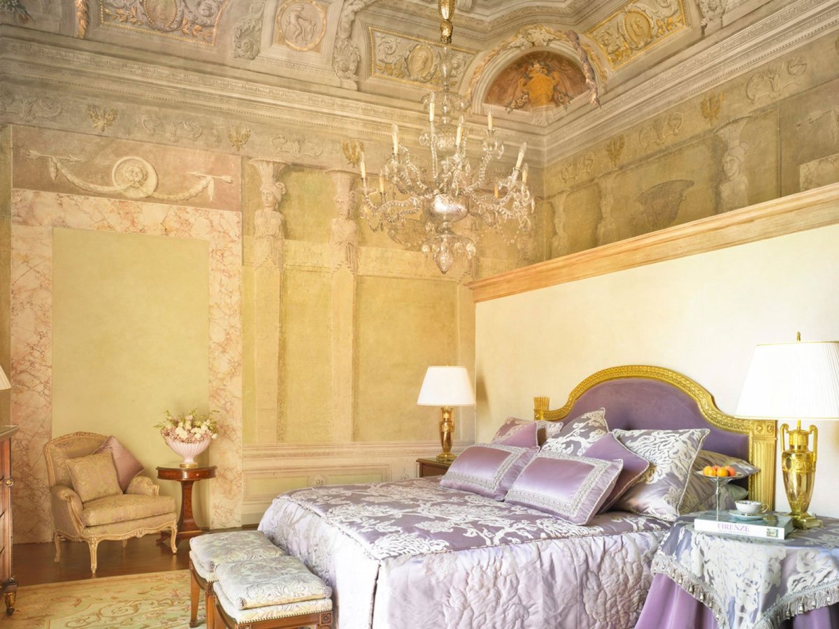 Интерьер спальни в стиле Ренессанс