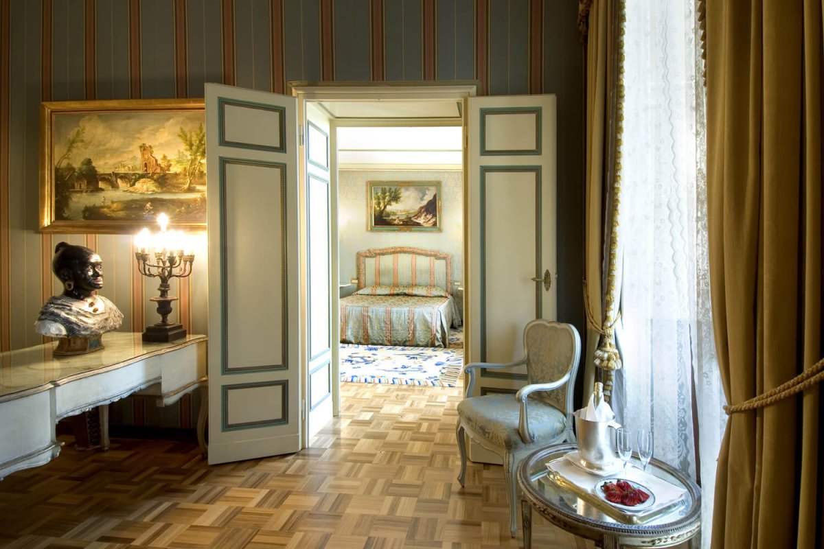 Гостиница Гранд отель в Италии 18 век