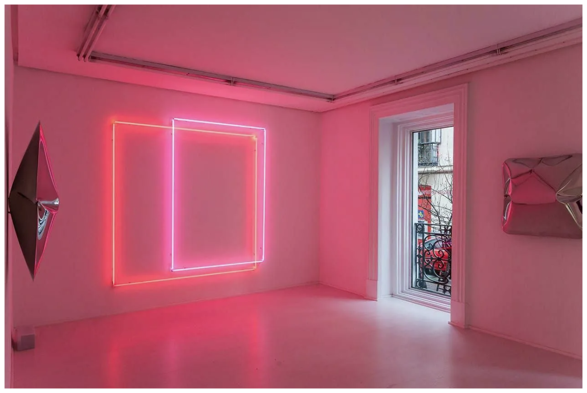 Неоновая вывеска интерьерная