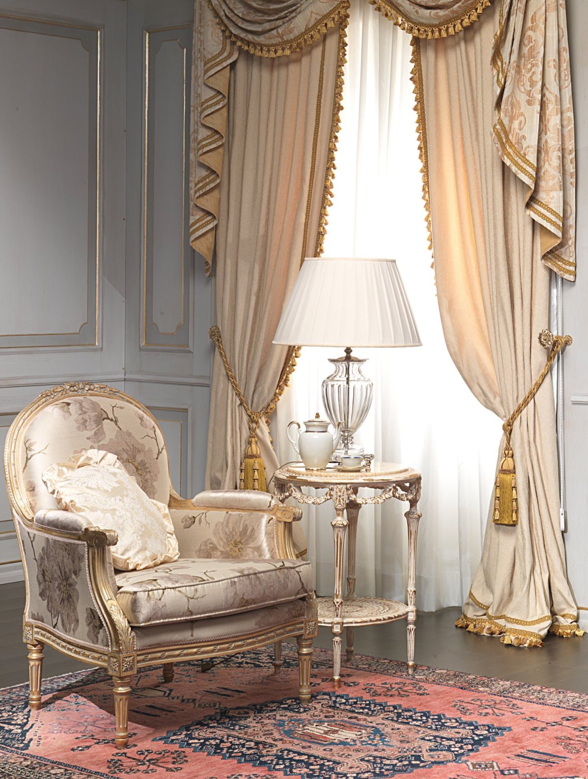 Шторы в дворцовом стиле