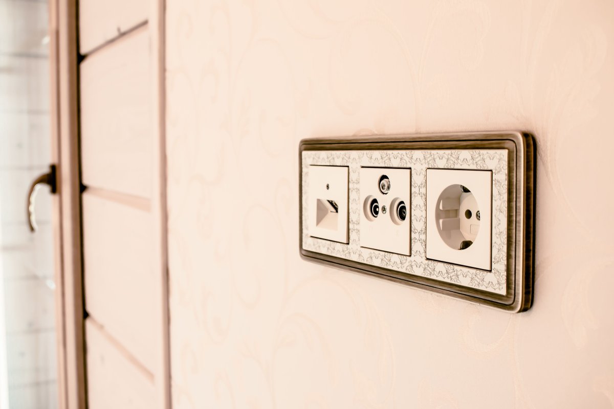 Светильники над кроватью