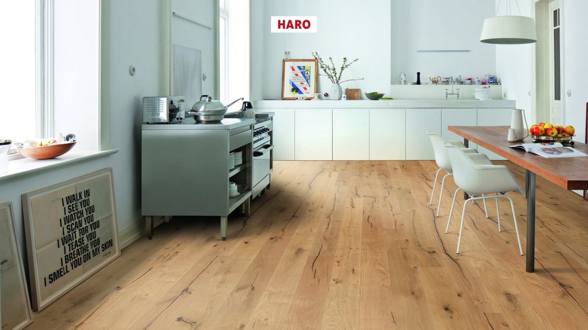 Ламинат на стену в кухне