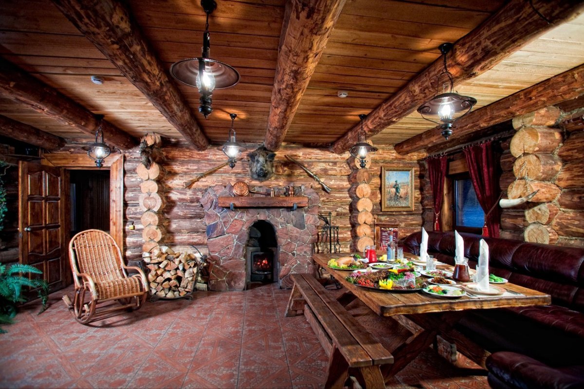 Сказочный дом из бревна