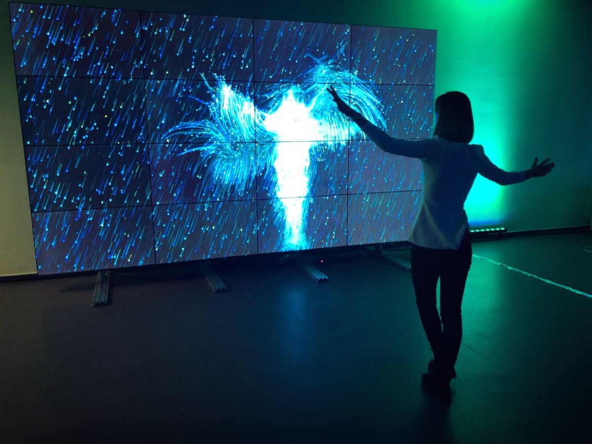 Интерактивный пол с подсветкой