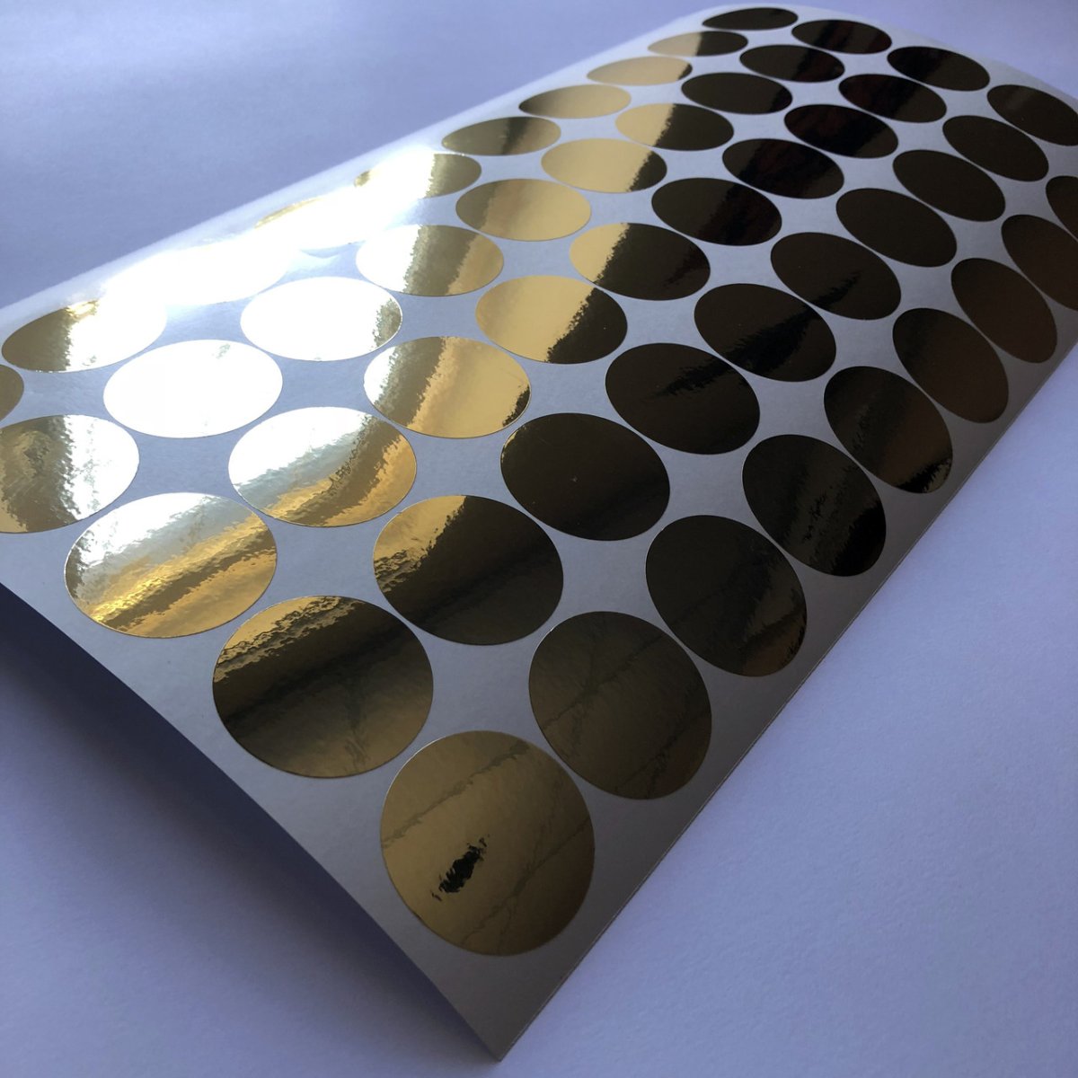 Зеркальные пластиковые панели